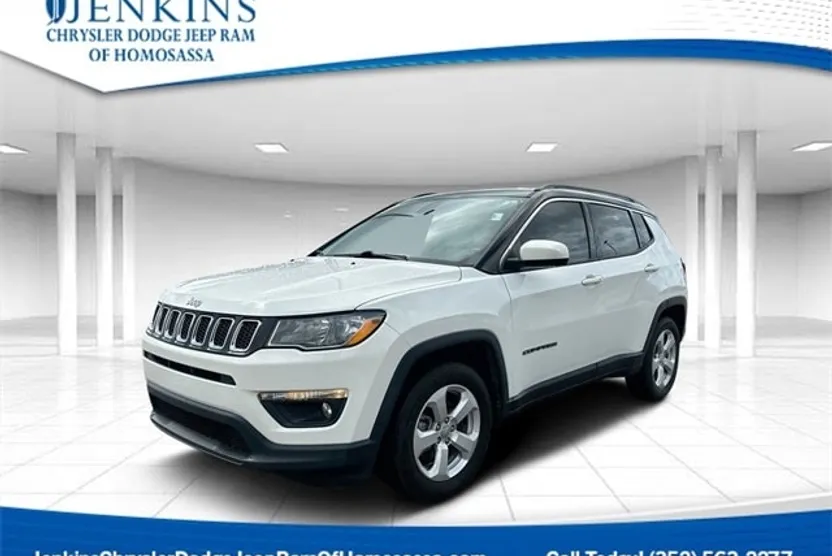 2019 Jeep Compass Latitude photo 1