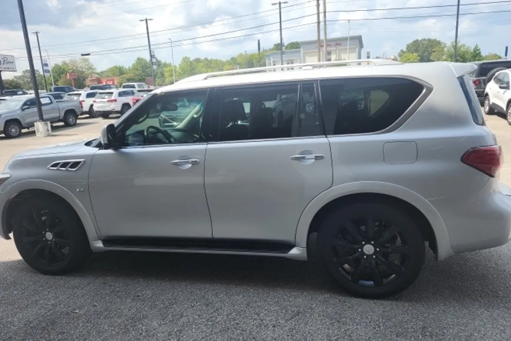 2015 Infiniti QX80 Base photo 1