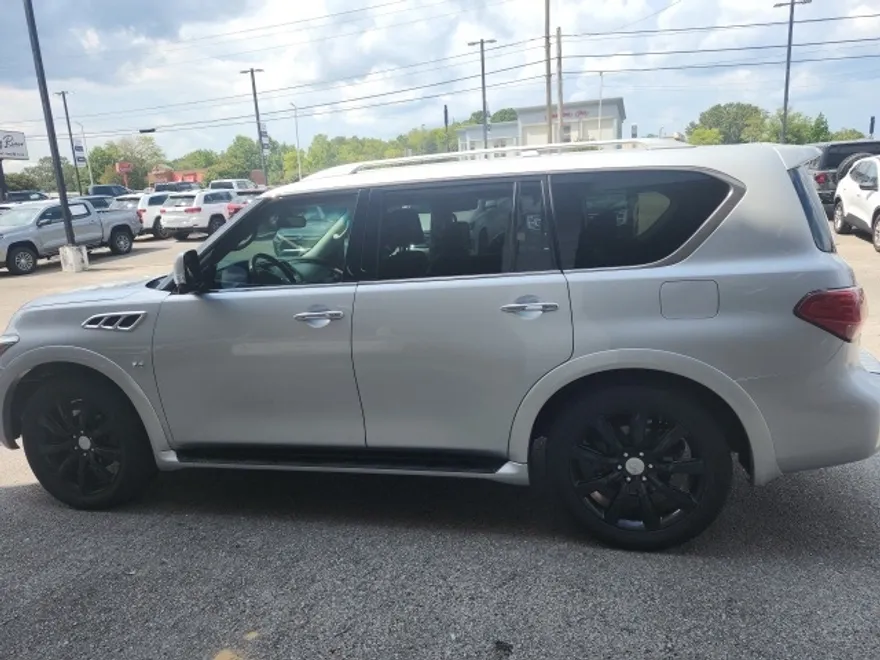 2015 Infiniti QX80 Base photo 1