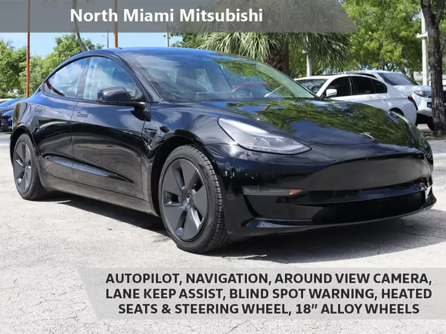 2021 Tesla Model 3 Standard Range Plus photo 1