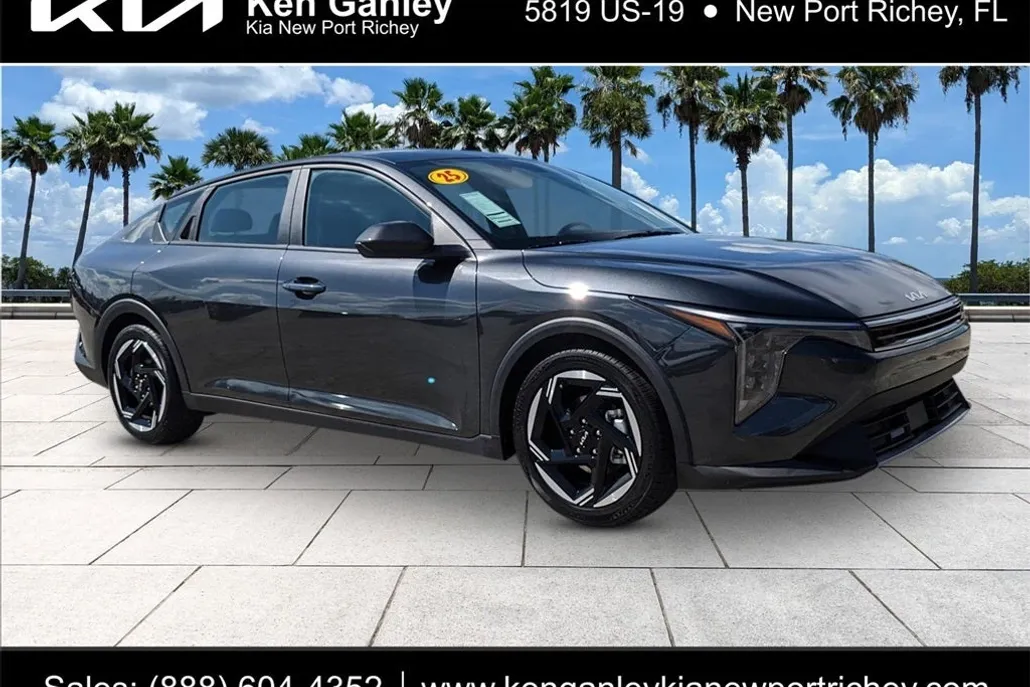 2025 Kia K4 EX photo 1