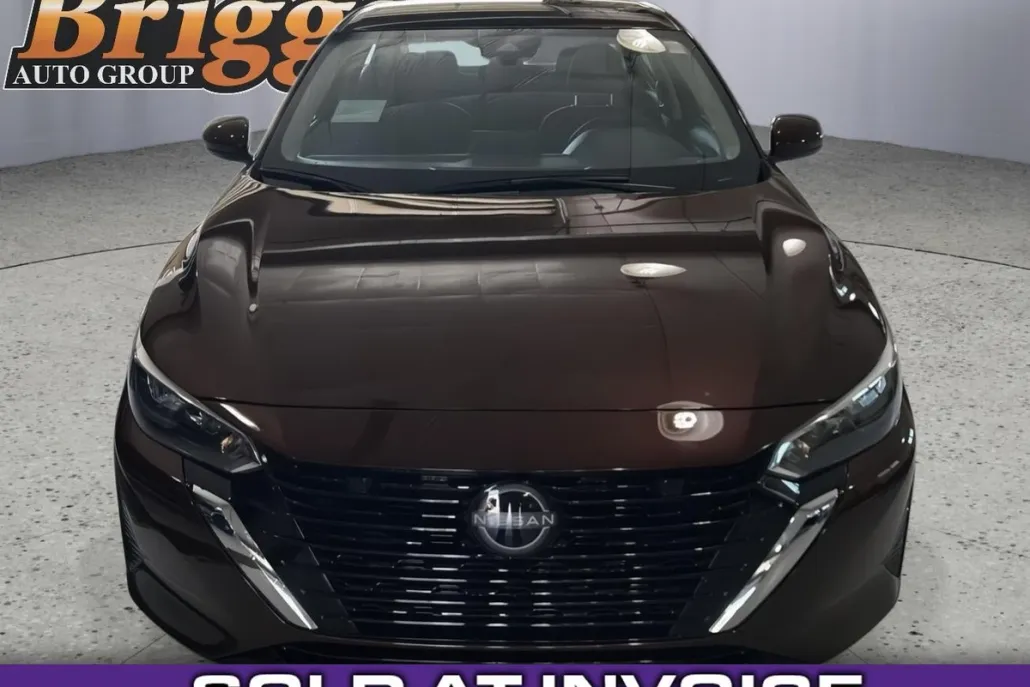 2025 Nissan Sentra SV photo 1