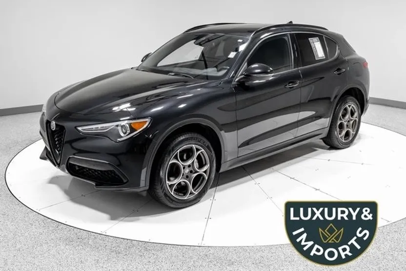 2022 Alfa Romeo Stelvio Sprint photo 1