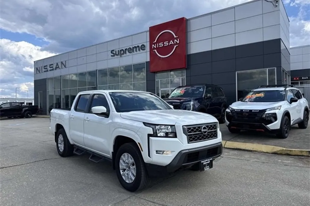 2022 Nissan Frontier SV photo 1