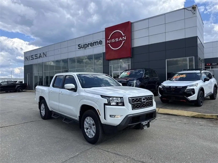 2022 Nissan Frontier SV photo 1