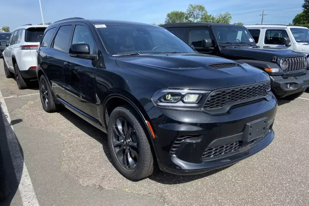 2025 Dodge Durango R/T Plus photo 1