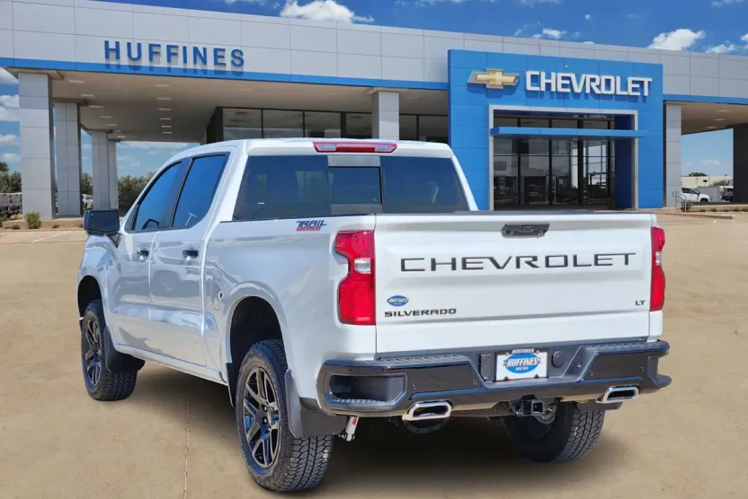 2026 Chevrolet Silverado 1500 LT Trail Boss photo 1