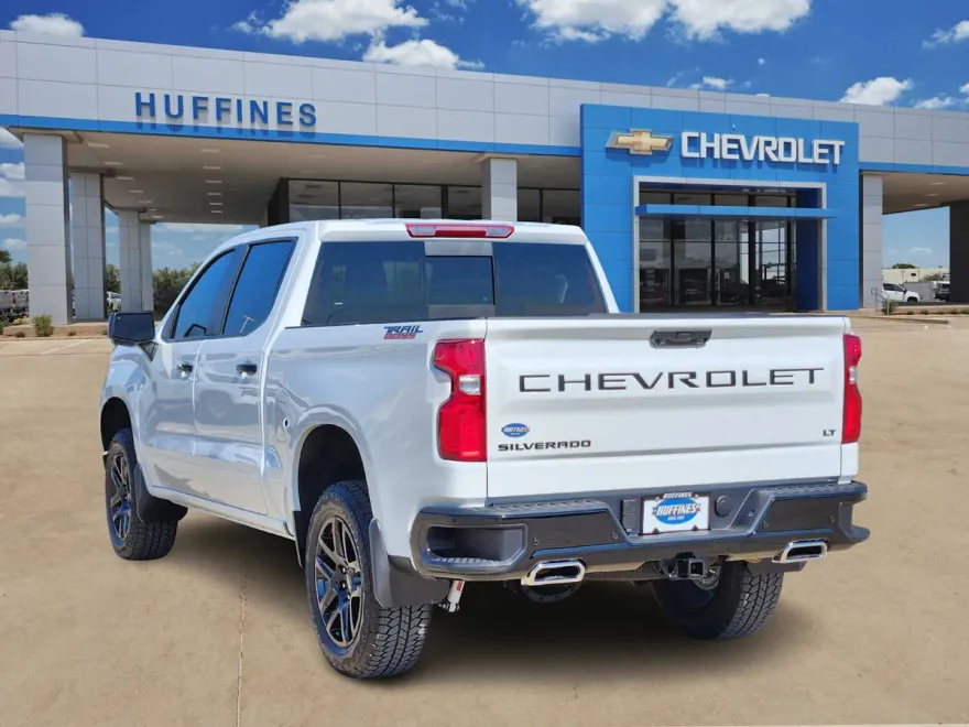 2026 Chevrolet Silverado 1500 LT Trail Boss photo 1