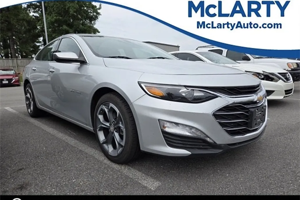 2022 Chevrolet Malibu 1LT photo 1