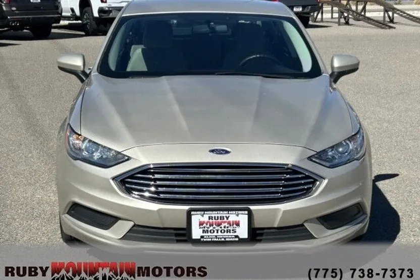 2018 Ford Fusion Hybrid S photo 1
