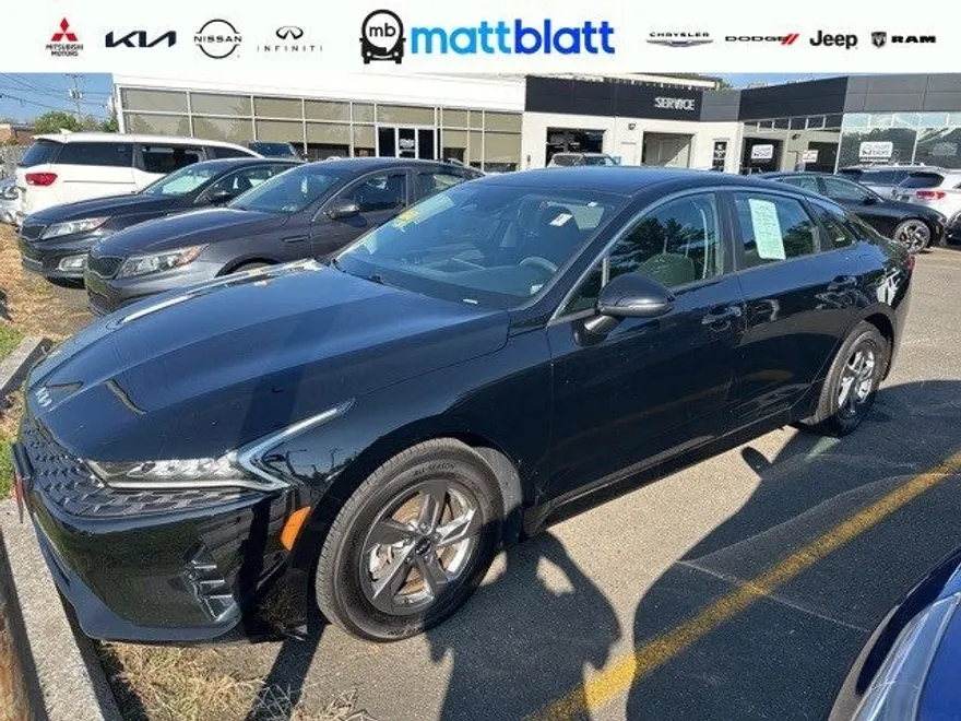 2023 Kia K5 LXS photo 1