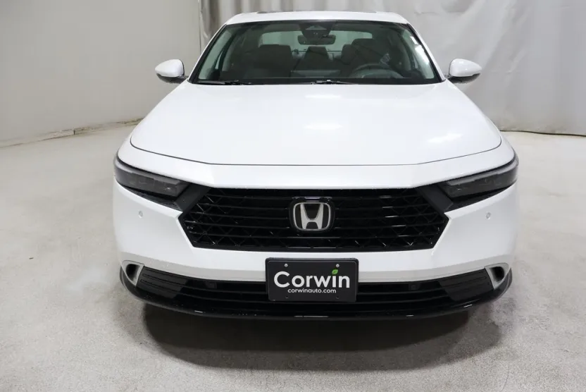 2025 Honda Accord Hybrid Touring photo 1