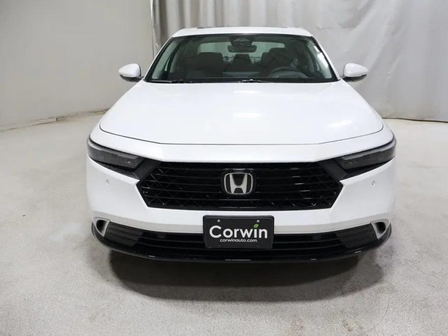 2025 Honda Accord Hybrid Touring photo 1
