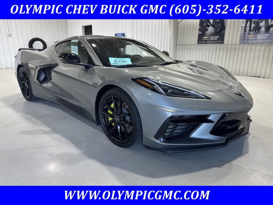 2024 Chevrolet Corvette Stingray 2LT photo 1