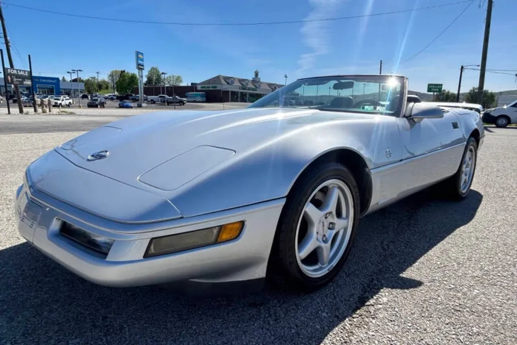 1996 Chevrolet Corvette Convertible photo 1
