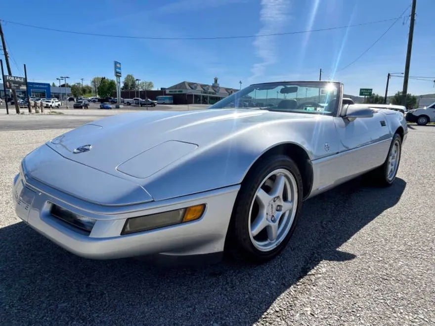 1996 Chevrolet Corvette Convertible photo 1