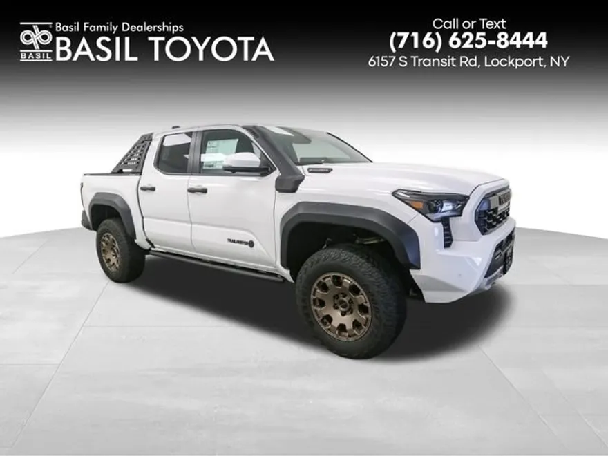 2025 Toyota Tacoma Trailhunter 4x4 Double Cab photo 1