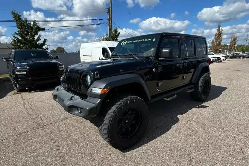 2019 Jeep Wrangler Unlimited Sport S photo 1