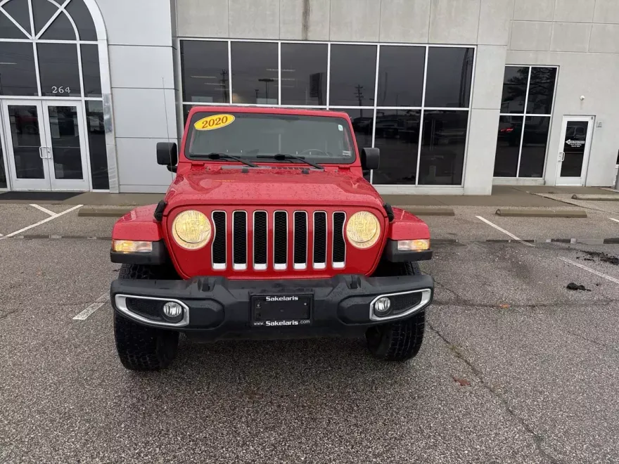 2020 Jeep Wrangler Unlimited Sahara photo 2