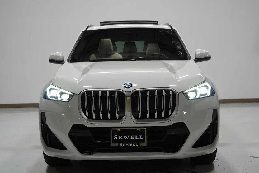 2025 Bmw X1 XDrive28i photo 1