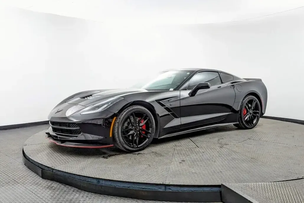 2019 Chevrolet Corvette Stingray 1LT photo 1