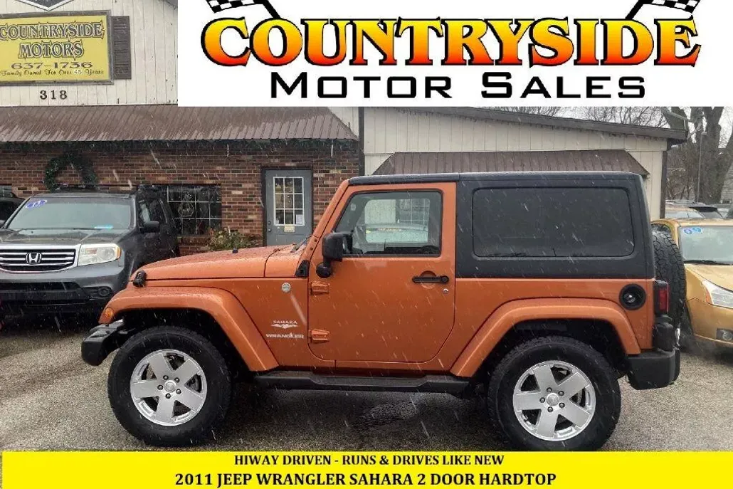 2011 Jeep Wrangler Sahara photo 1