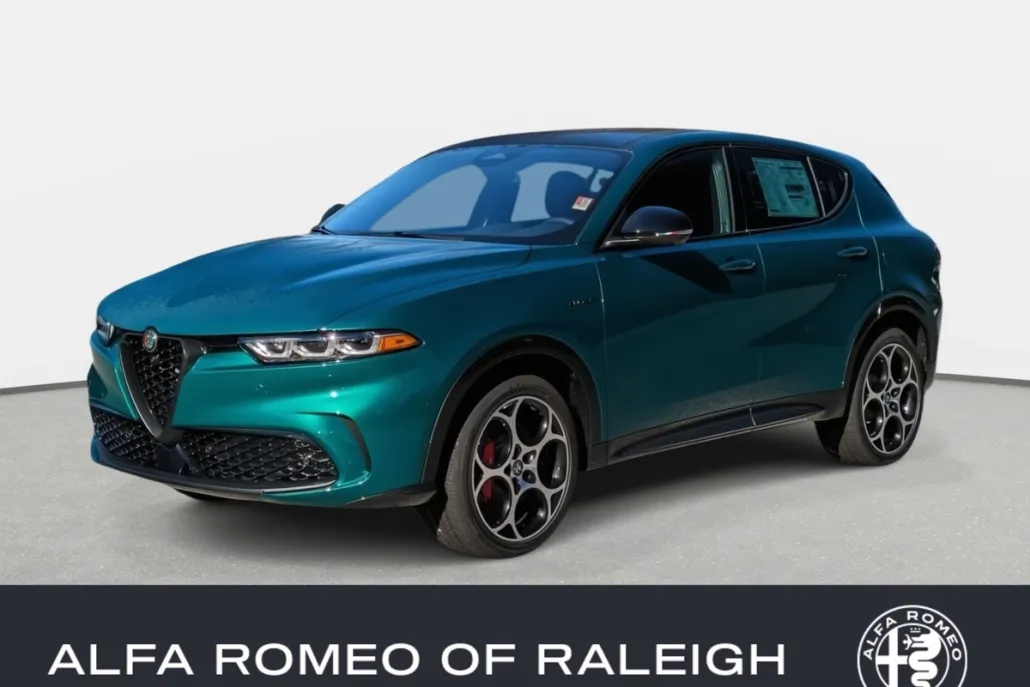 2024 Alfa Romeo Tonale Veloce photo 1