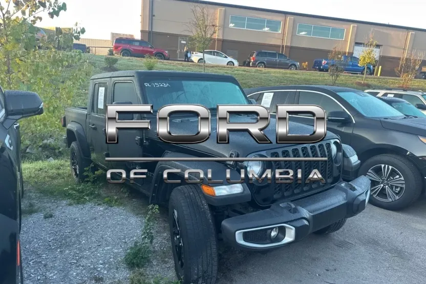 2022 Jeep Gladiator Sport photo 1