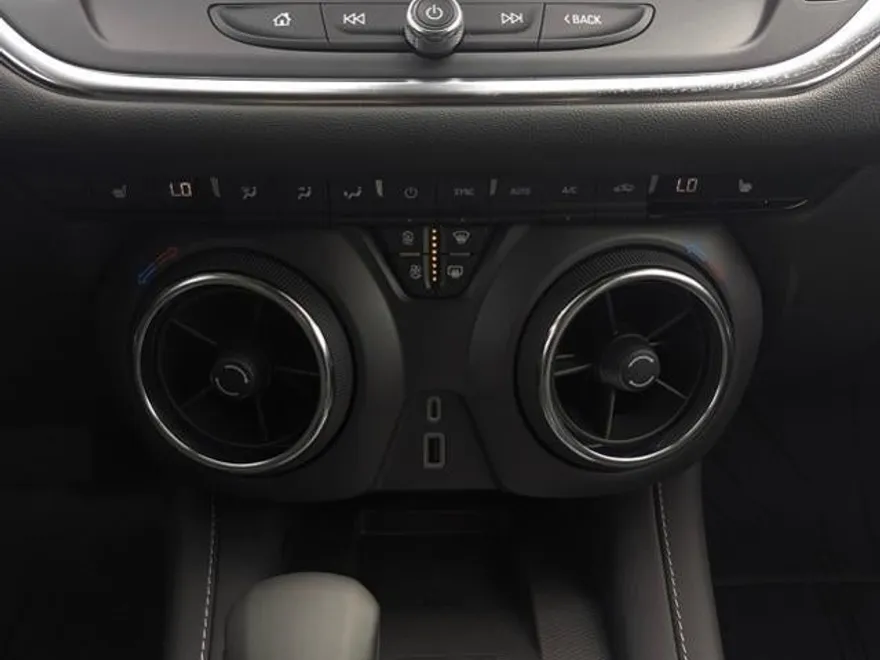 2025 Chevrolet Blazer 3LT photo 24
