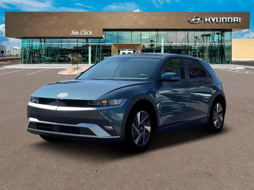 2025 Hyundai Ioniq 5 SE photo 1