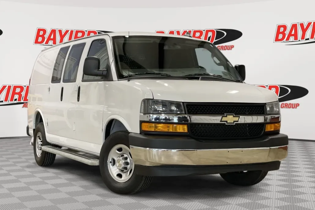 2023 Chevrolet Express 2500 Work Cargo Van photo 1