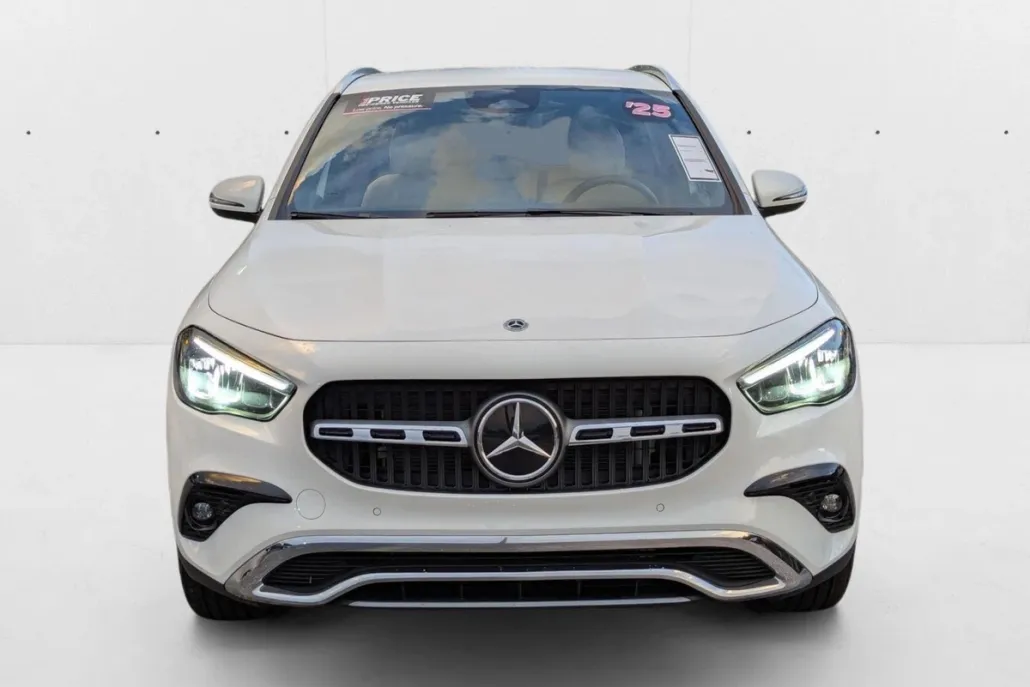 2025 Mercedes Benz GLA 250 photo 1