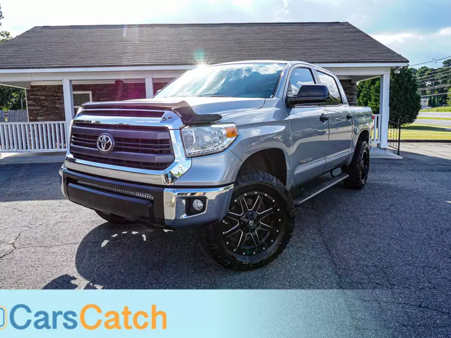 2015 Toyota Tundra SR5 photo 1