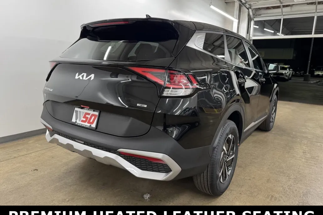 2025 Kia Sportage Hybrid LX photo 1
