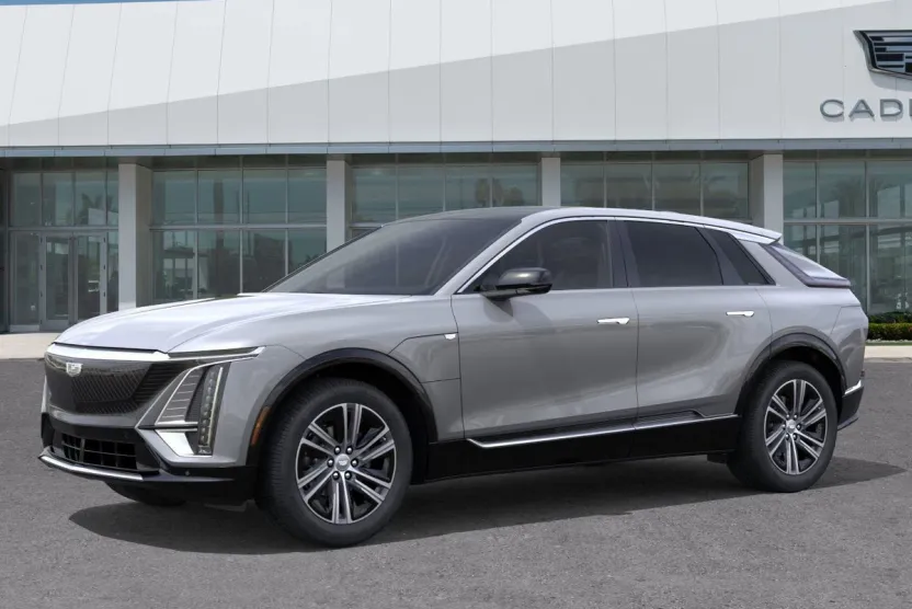 2026 Cadillac Lyriq Luxury photo 1
