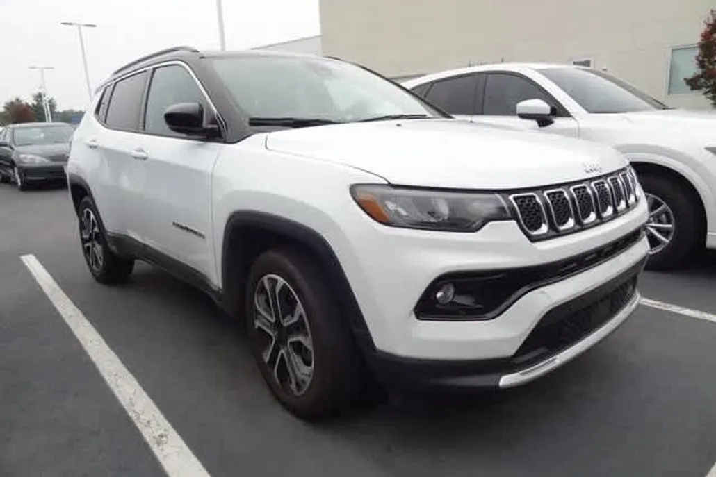 2024 Jeep Compass Limited photo 1
