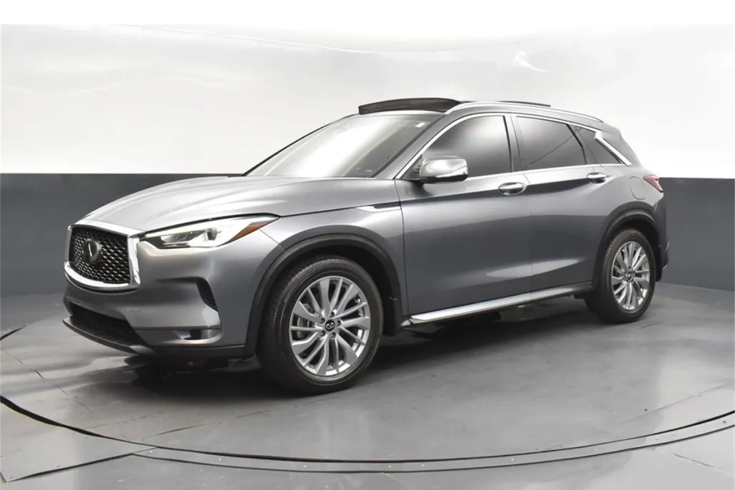 2023 Infiniti QX50 Luxe photo 1