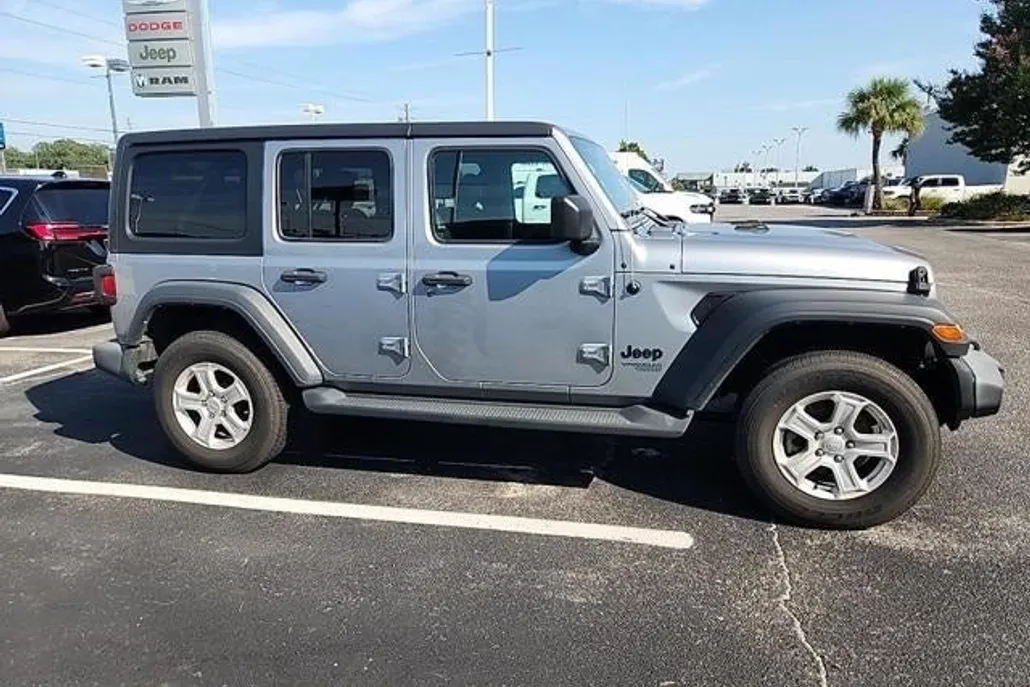 2021 Jeep Wrangler Unlimited Sport S photo 1
