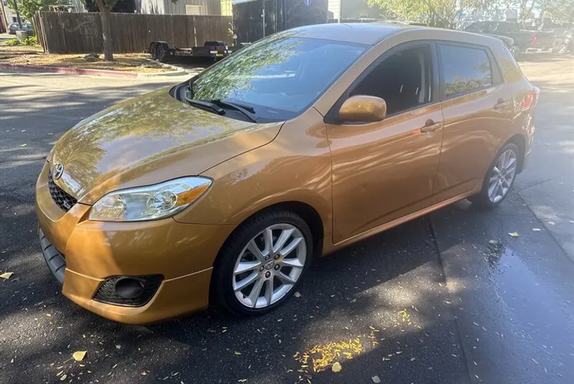 2009 Toyota Corolla Matrix L 4WD photo 1