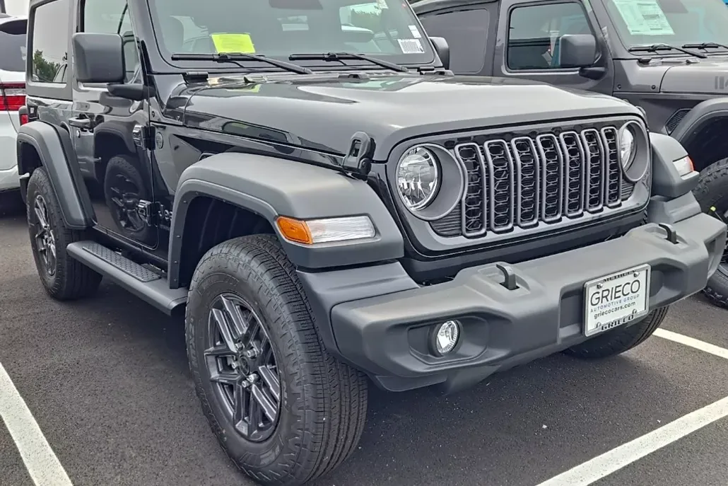 2025 Jeep Wrangler Sport S photo 1
