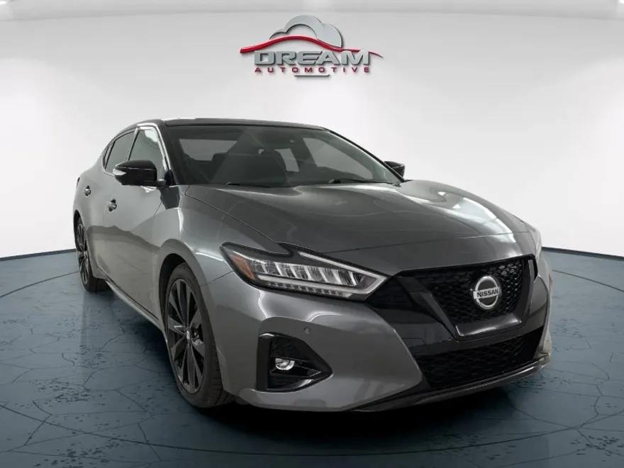 2022 Nissan Maxima SR photo 1
