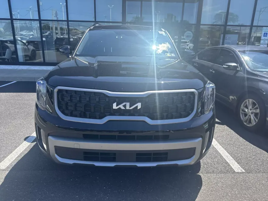 2023 Kia Telluride EX X-Line photo 1