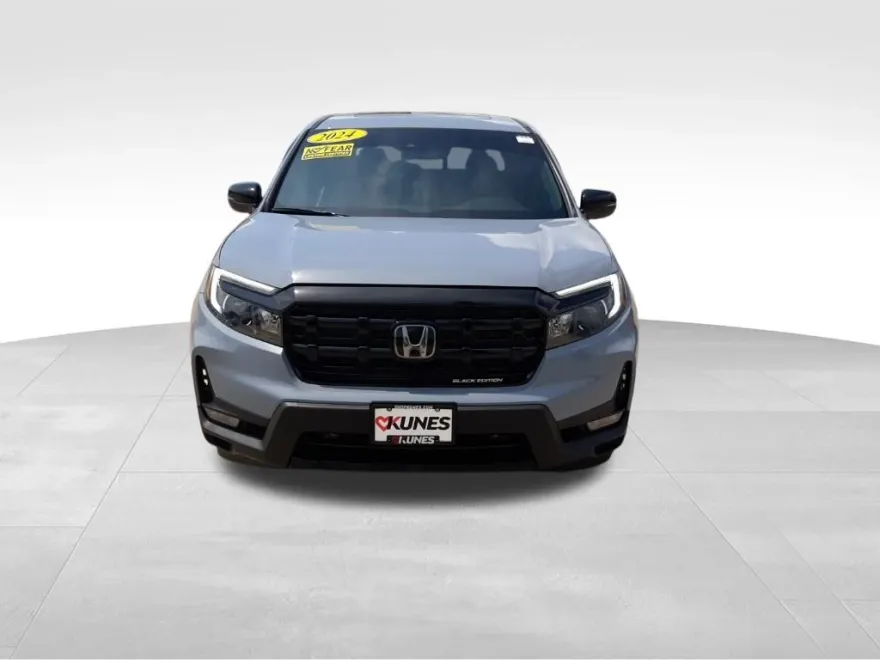 2024 Honda Ridgeline Black Edition photo 1