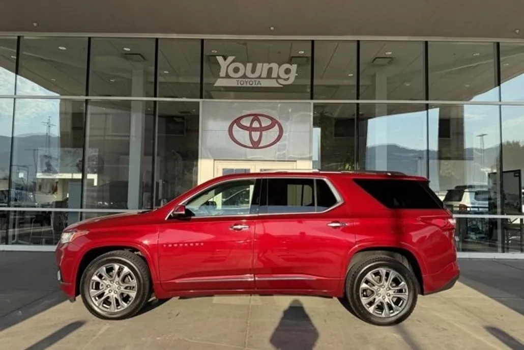 2019 Chevrolet Traverse Premier photo 1