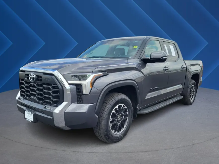 2025 Toyota Tundra SR5 photo 1