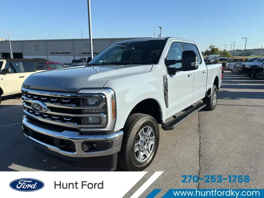 2026 Ford F-250 Lariat photo 1