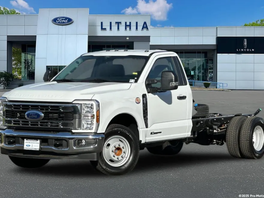 2024 Ford F-350 XL photo 1
