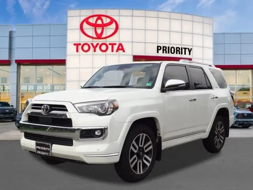 2023 Toyota 4Runner Limited photo 1