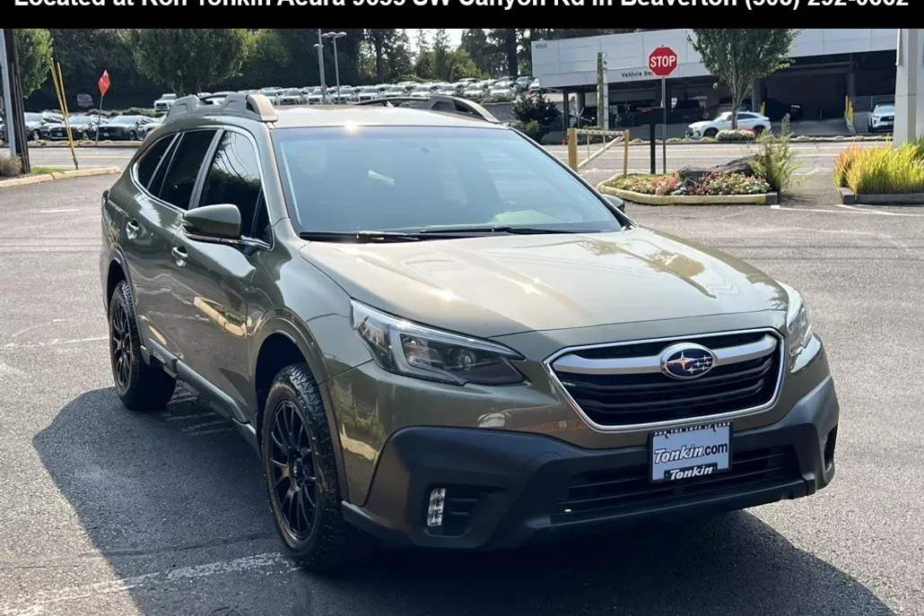 2020 Subaru Outback Premium photo 1
