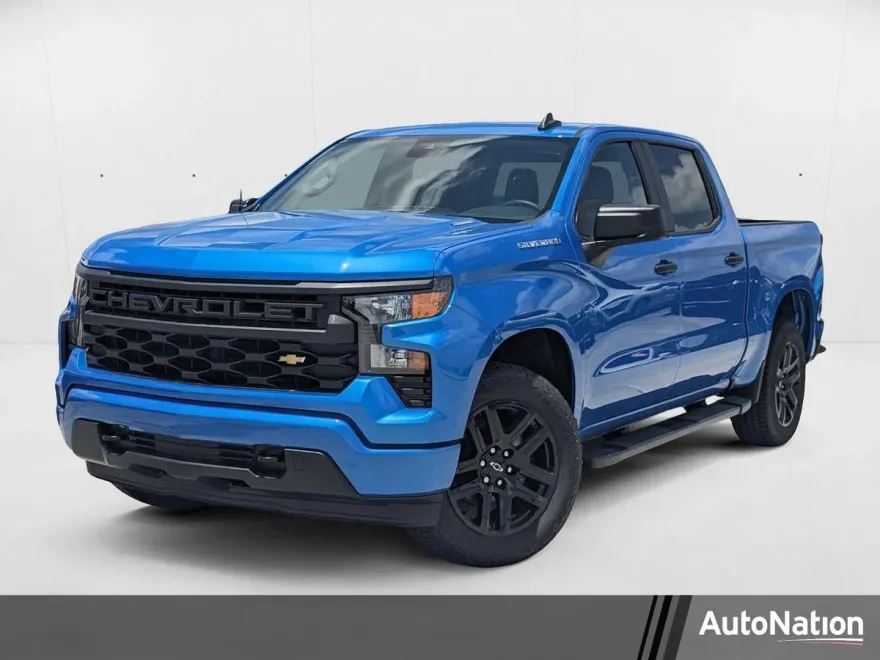 2025 Chevrolet Silverado 1500 Custom photo 1